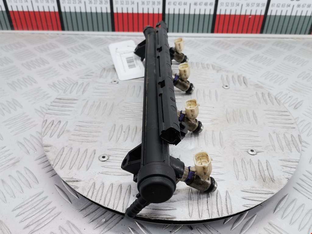 Форсунка дизельная электрическая VOLKSWAGEN Golf VI 2009-2012