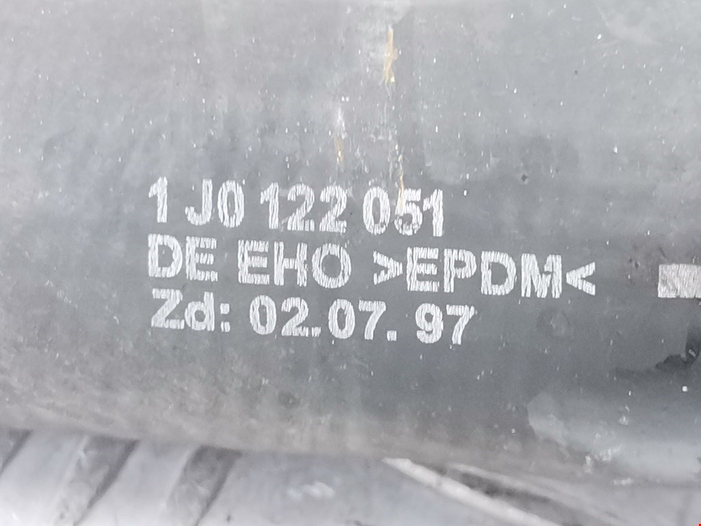 Патрубок VOLKSWAGEN Golf IV 1997-2003