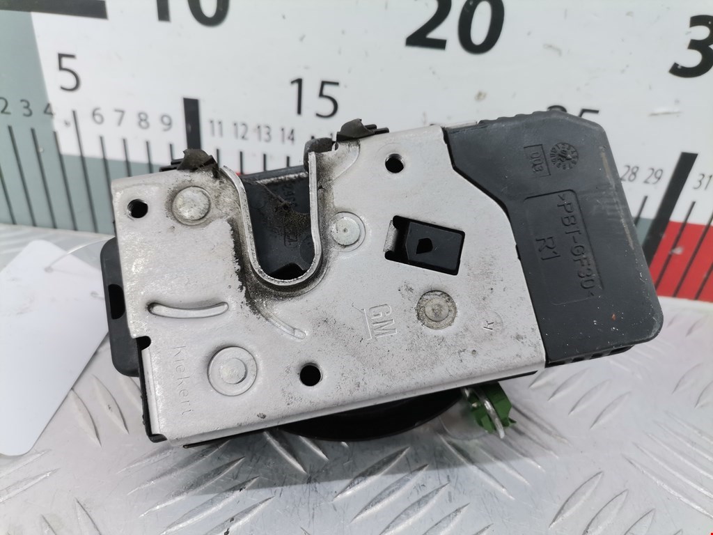 Замок двери передней правой OPEL Astra G 1998-2005