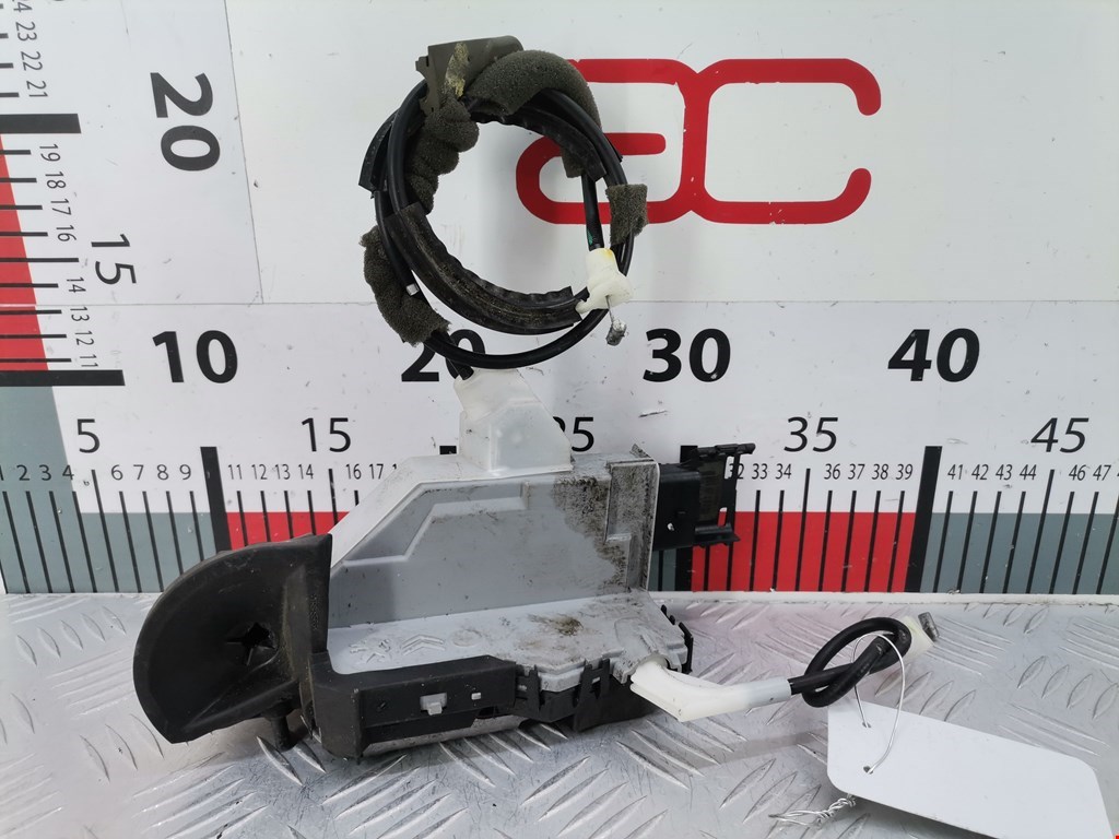 Замок двери передней правой CITROEN DS3 2009-2015