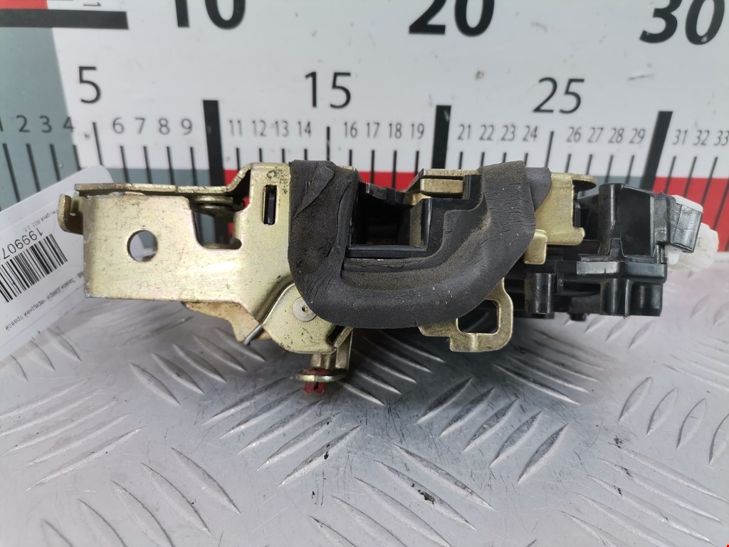 Замок двери передней правой PEUGEOT 605 1989-1999