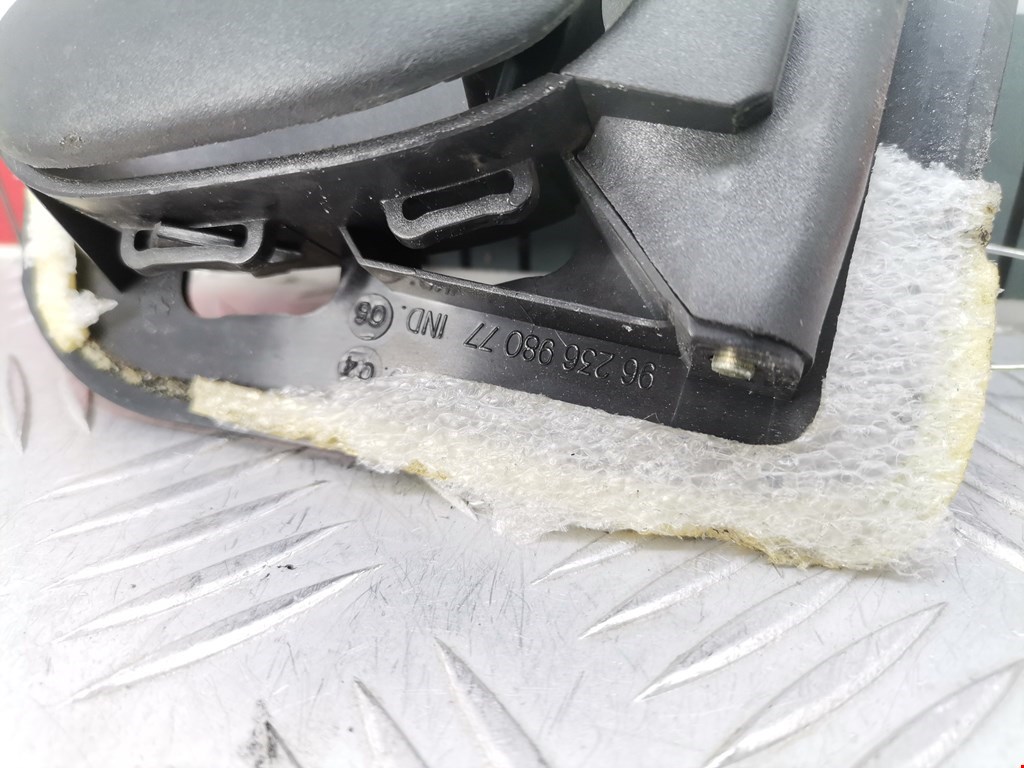 Ручка дверная задняя внутренняя правая PEUGEOT 206 1998-2012