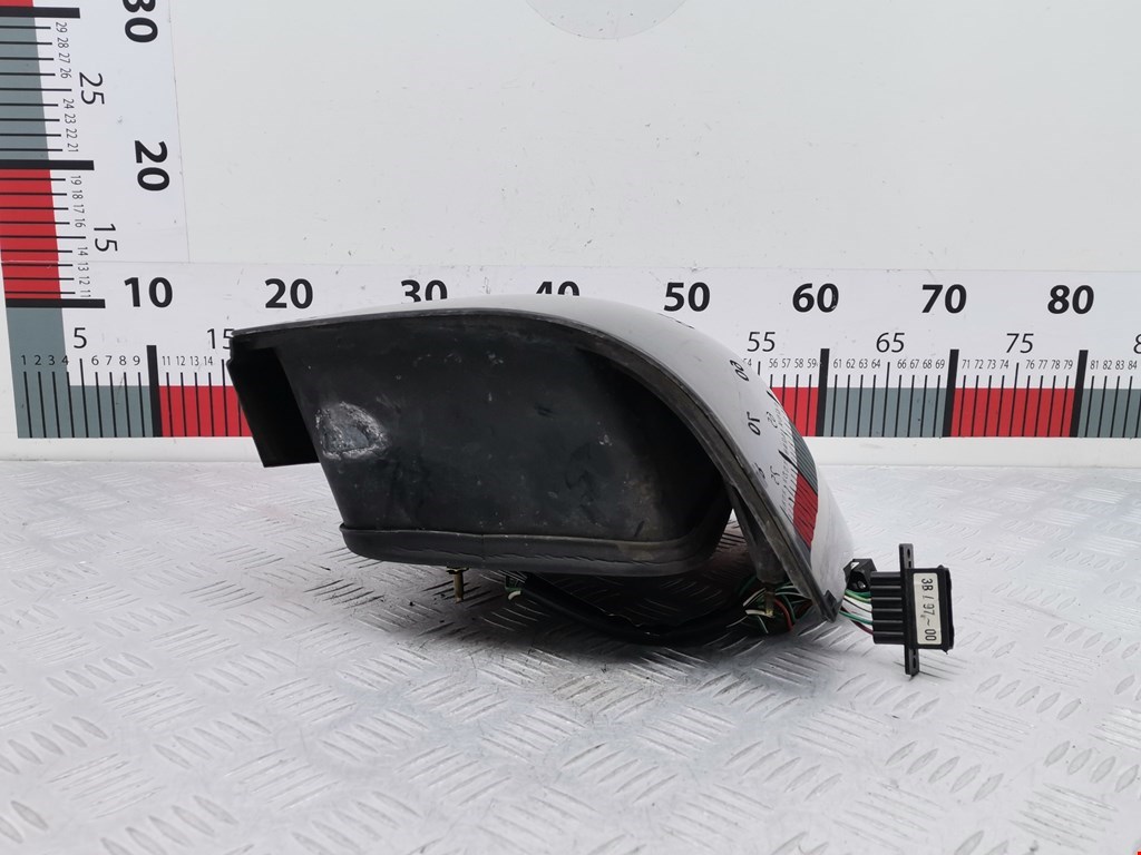 Фонарь задний правый VOLKSWAGEN Passat B5 1997-2005