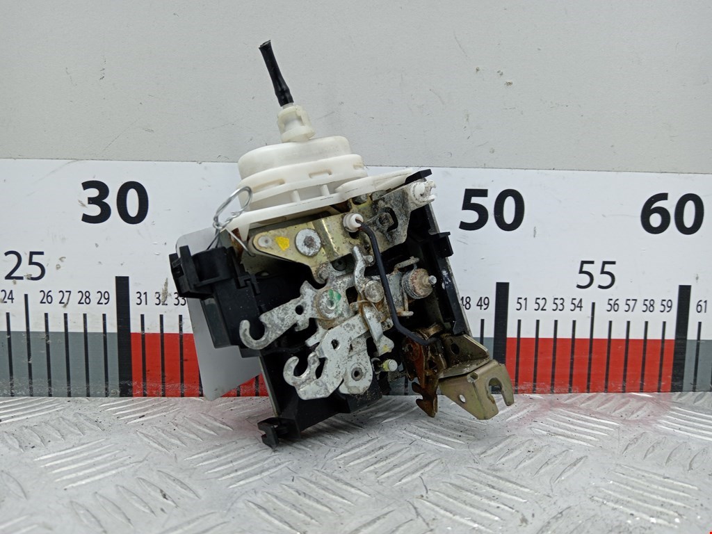 Замок двери передней правой AUDI A3 8L 1996-2003