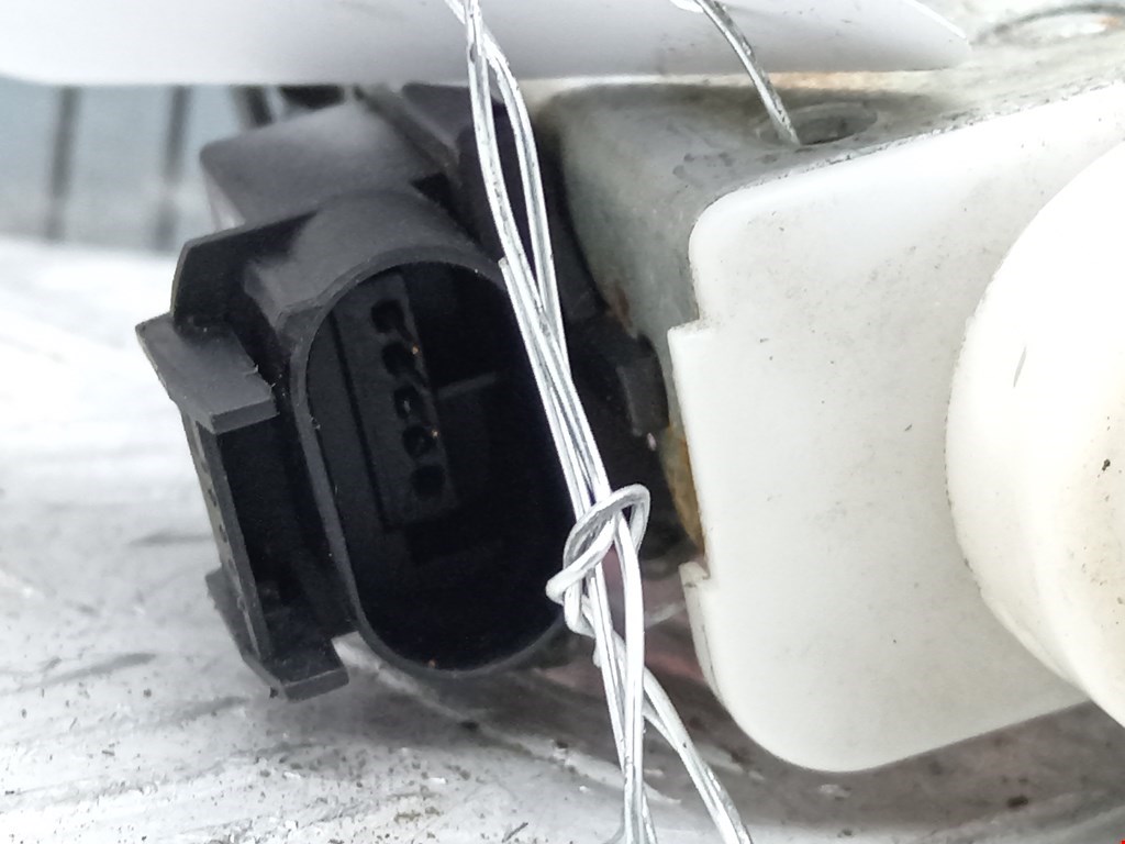 Замок двери передней правой AUDI A3 8L 1996-2003