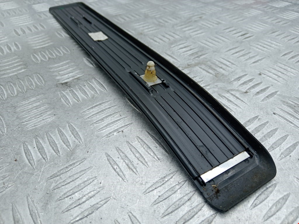 Накладка порога (внутренняя) MERCEDES-BENZ E-Class W211, S211 2002-2009