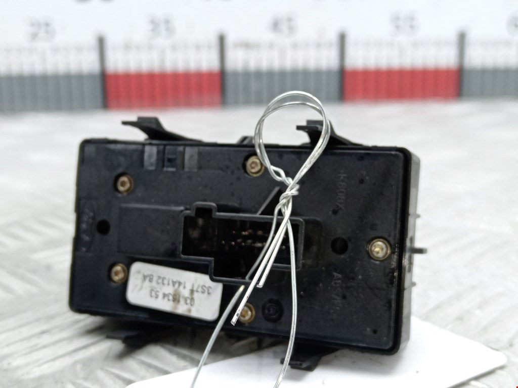 Блок управления стеклоподъемниками FORD Mondeo III 2000-2007