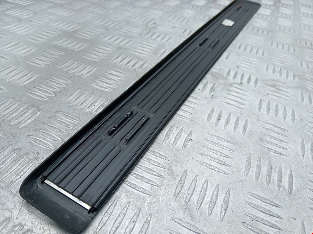 Накладка порога (внутренняя) MERCEDES-BENZ E-Class W211, S211 2002-2009