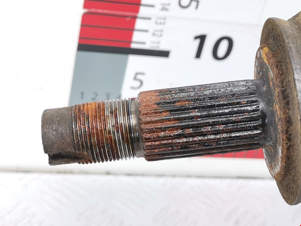 Полуось (привод, приводной вал) передняя правая FIAT Tipo 160 1988-1995