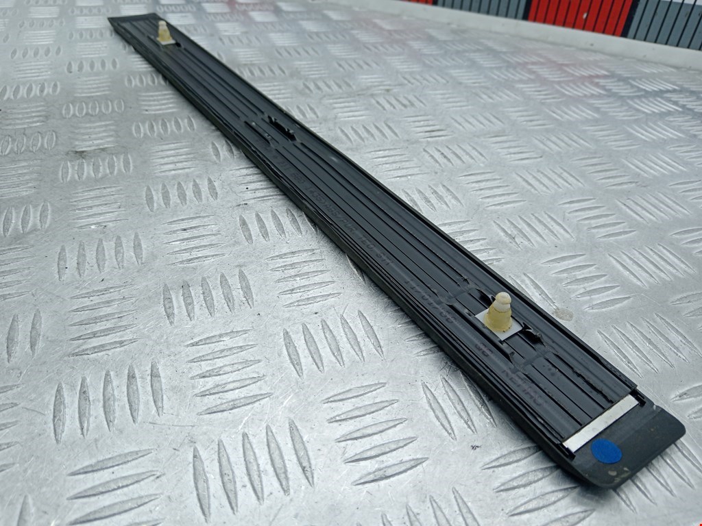 Накладка порога (внутренняя) MERCEDES-BENZ E-Class W211, S211 2002-2009