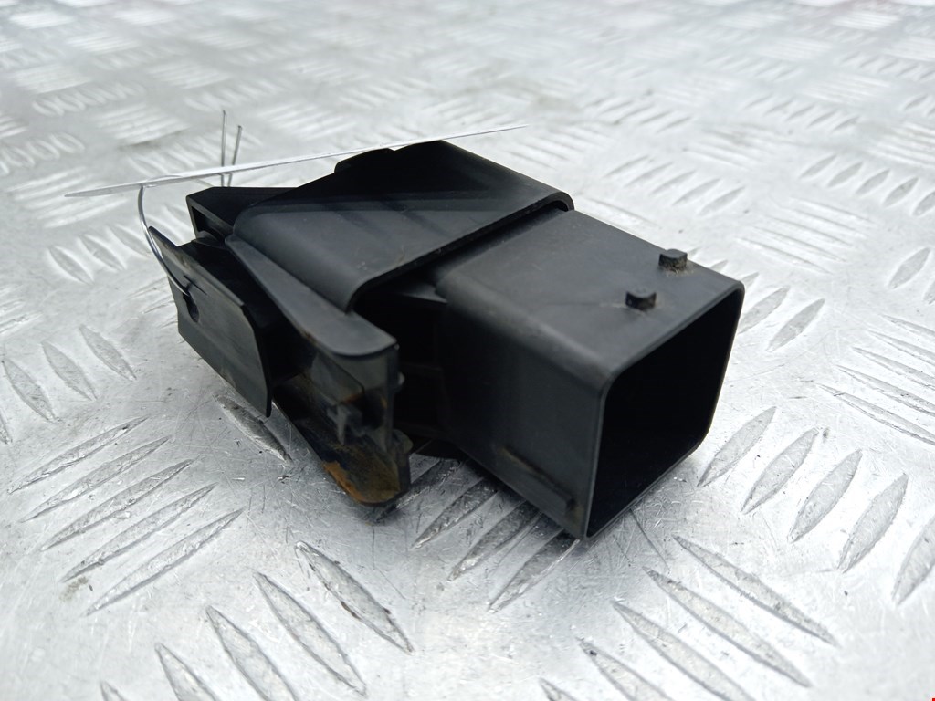 Реле свечей накала FORD C-MAX 2003-2010