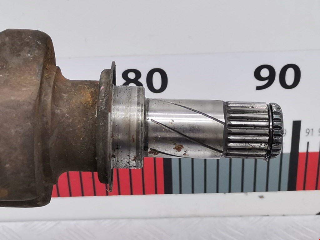 Полуось (привод, приводной вал) передняя правая OPEL Corsa D 2006-2014