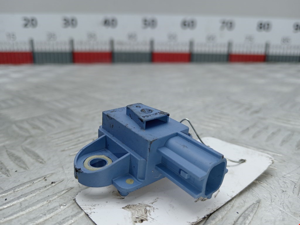 Датчик AIR BAG (подушек безопасности) VOLKSWAGEN Golf V 2003-2009