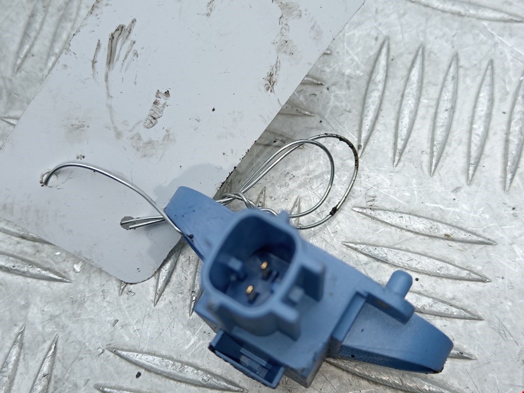 Датчик AIR BAG (подушек безопасности) VOLKSWAGEN Golf V 2003-2009