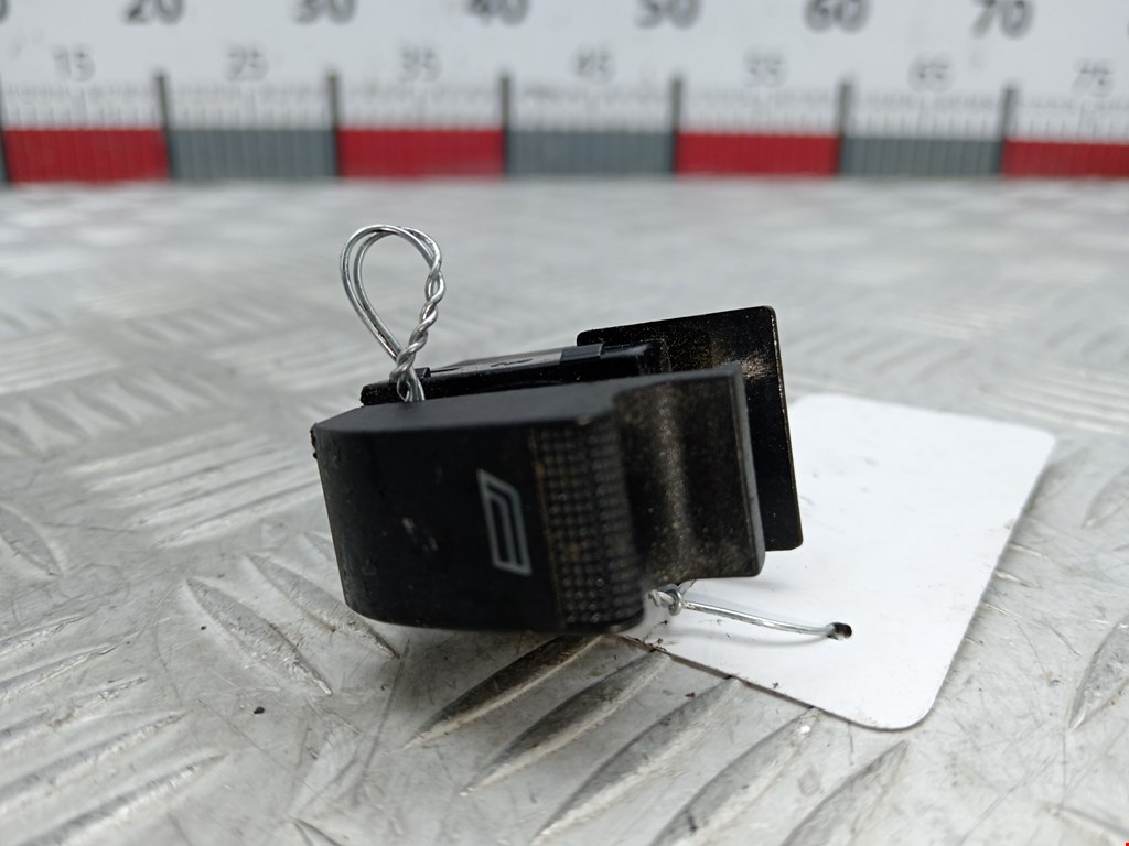 Кнопка стеклоподъемника AUDI A3 8L 1996-2003