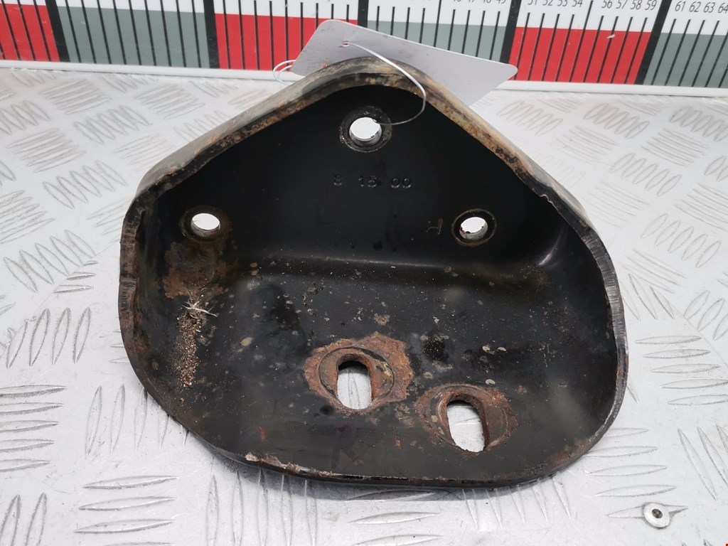 Кронштейн (крепление лапа) двигателя Ford Explorer 2 (1994-2003)