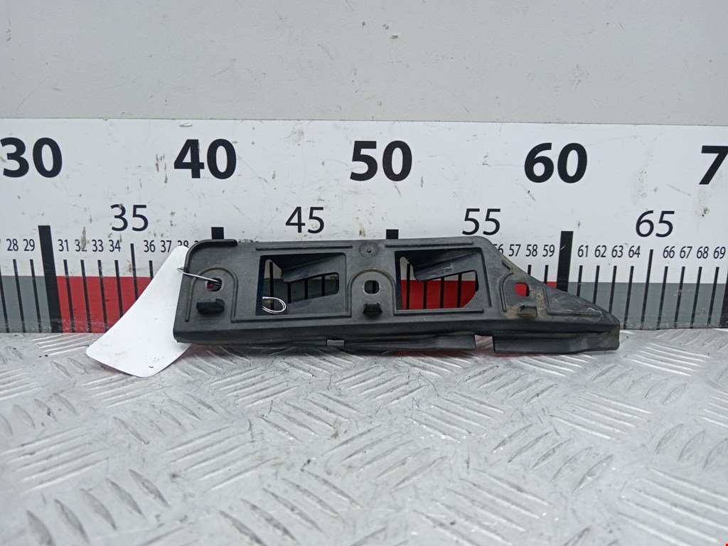 Кронштейн (крепление) переднего бампера левый Volkswagen Golf 5 (2003-2008)