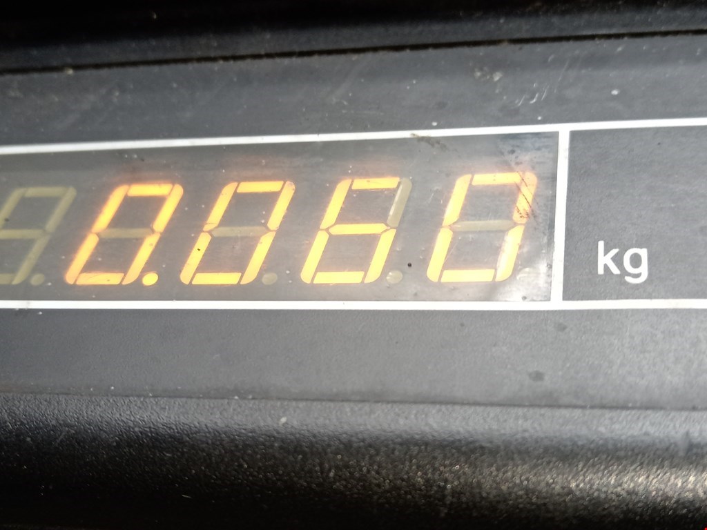 Кронштейн переднего бампера левый VOLKSWAGEN Golf V 2003-2009