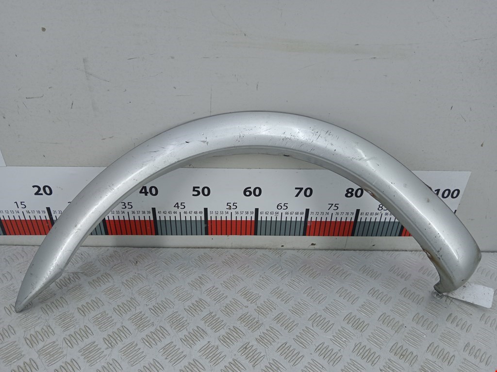 Накладка декоративная (молдинг) крыла переднего левого Toyota Yaris_Verso (1999-2005)