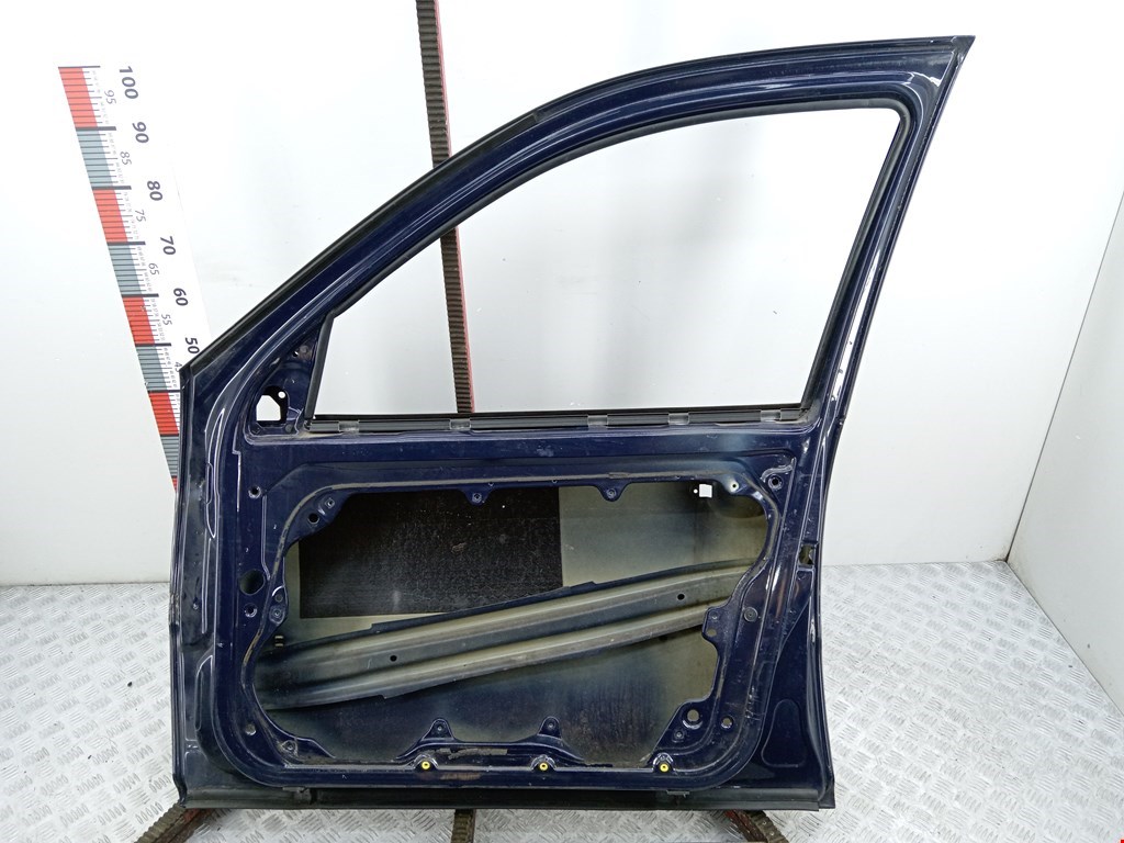 Дверь передняя правая VOLKSWAGEN Golf IV 1997-2003