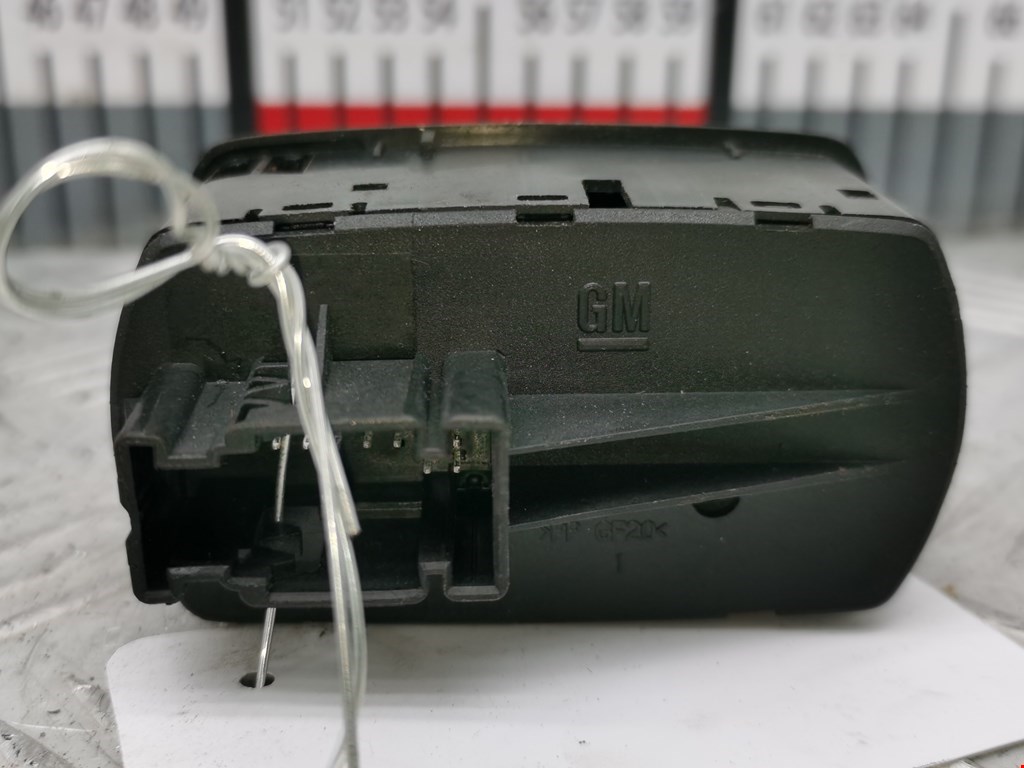 Блок управления стеклоподъемниками OPEL Corsa D 2006-2014