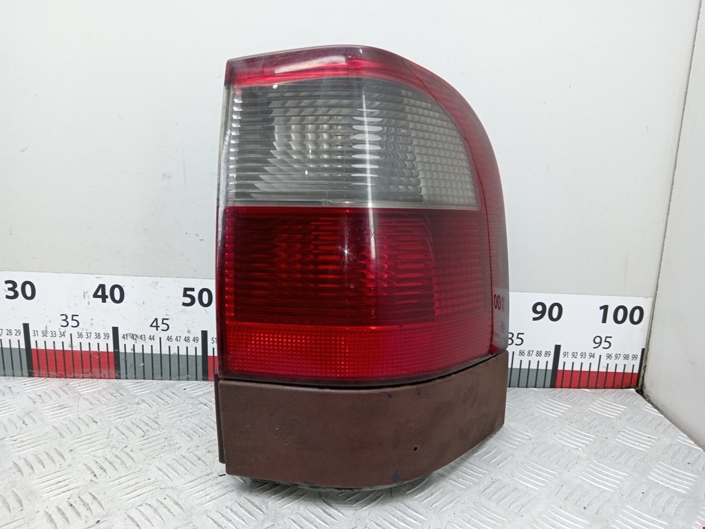 Фонарь задний правый FORD Galaxy 1995-2005