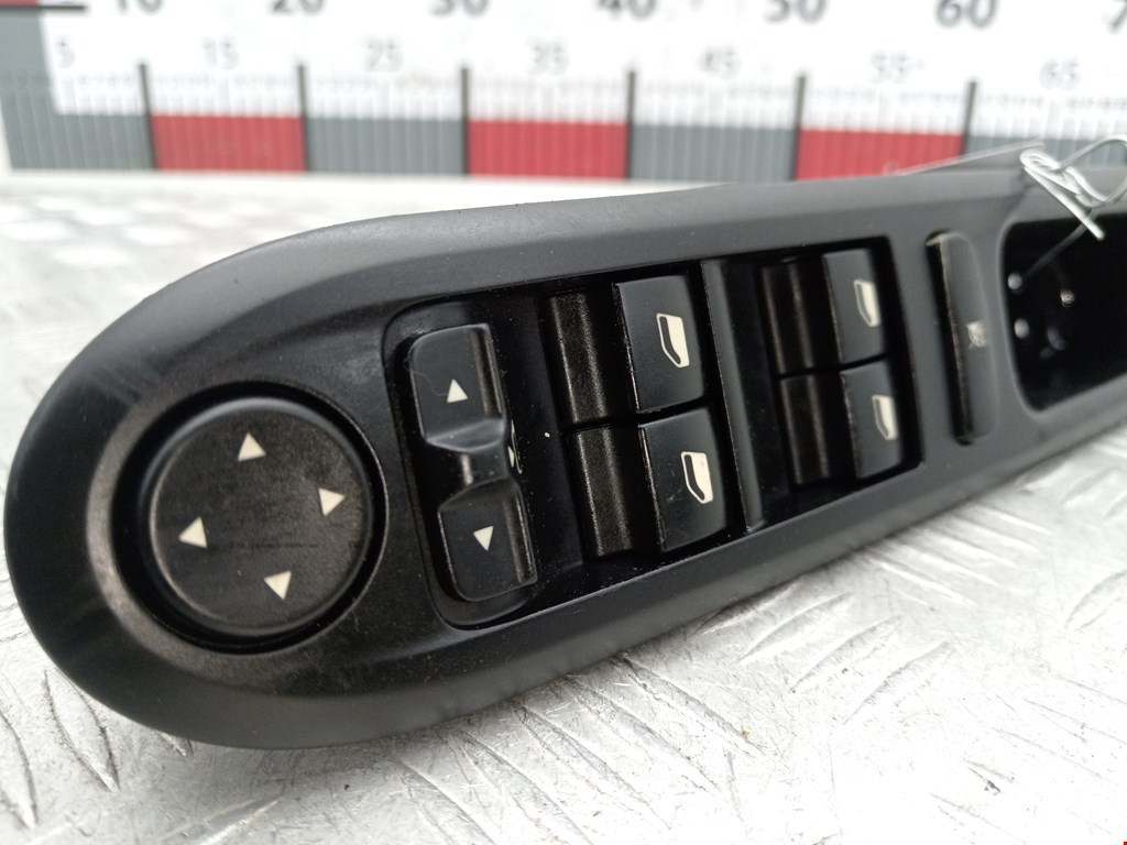 Блок управления стеклоподъемниками PEUGEOT 407 2004-2010