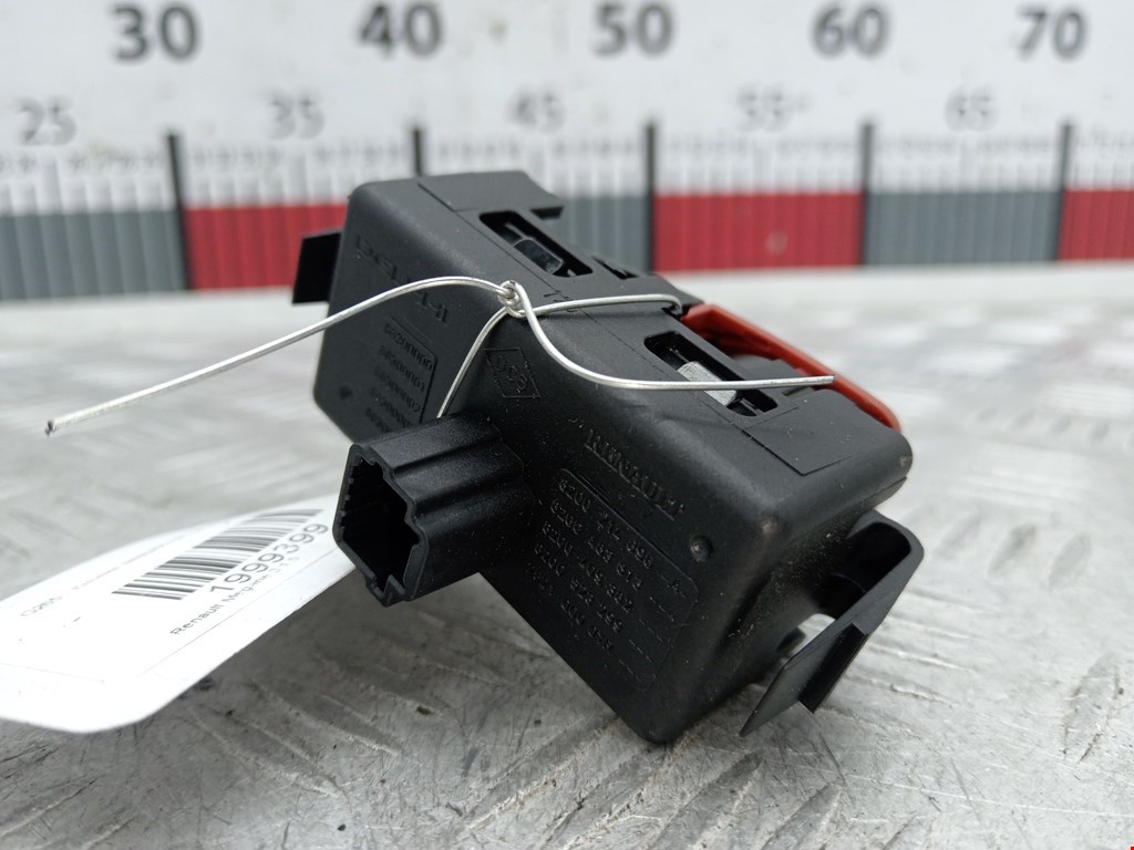 Кнопка аварийной сигнализации (аварийки) RENAULT Megane III 2009-2016