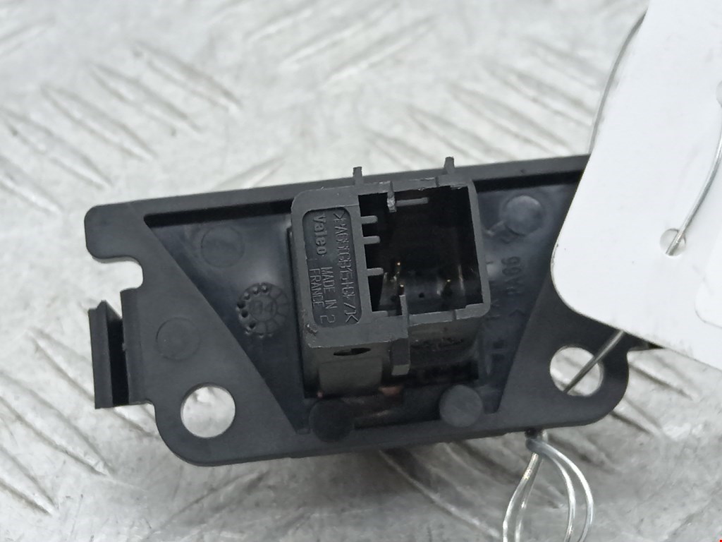 Кнопка аварийной сигнализации (аварийки) PEUGEOT 307 2001-2008