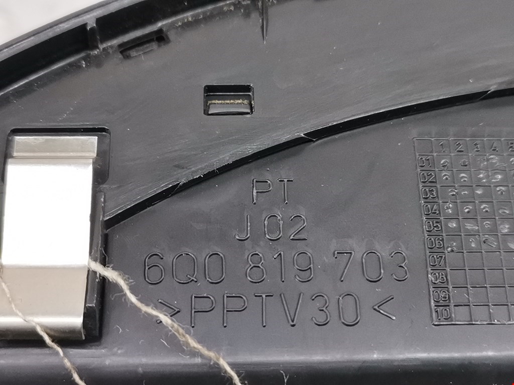 Дефлектор воздушный VOLKSWAGEN Polo IV 2001-2009