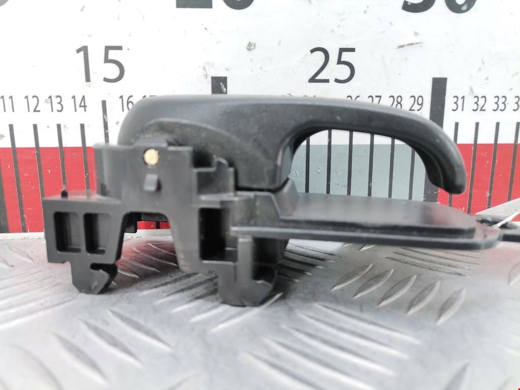 Ручка дверная задняя внутренняя правая NISSAN Tiida C11 2004-2014