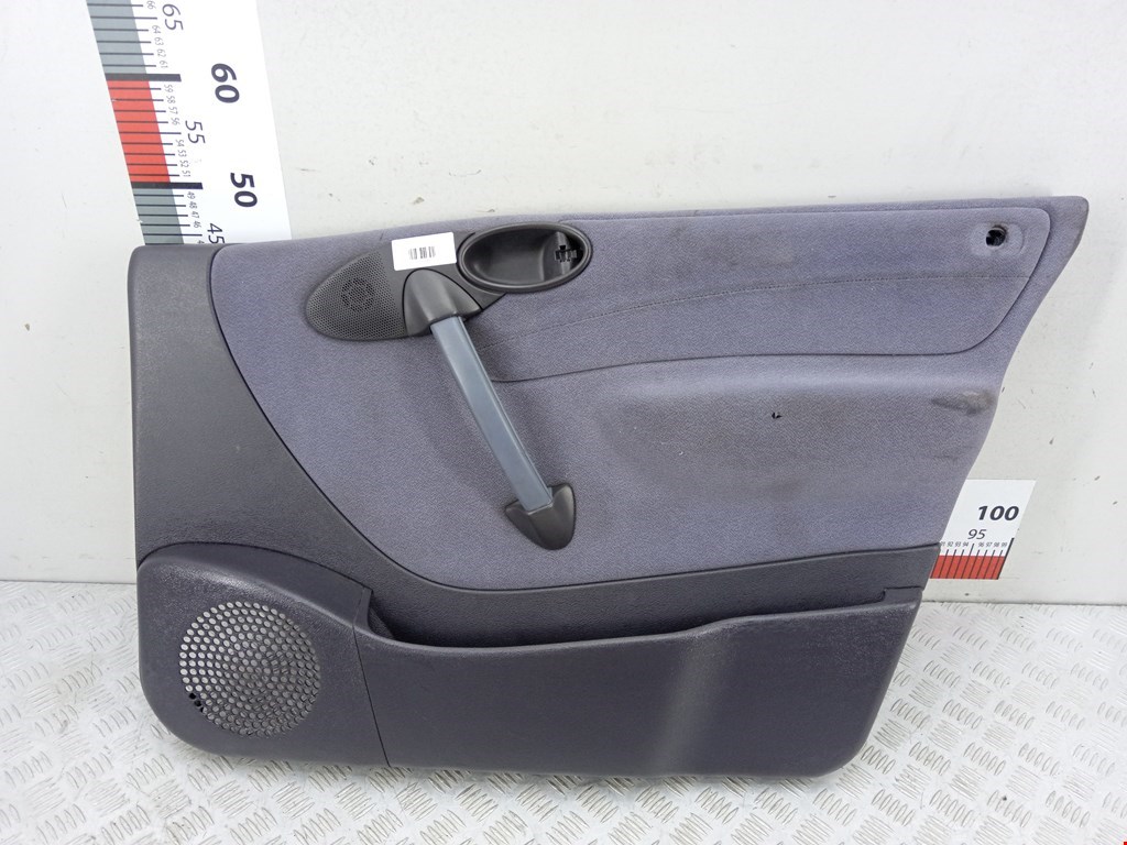 Обшивка двери передняя правая MERCEDES-BENZ A-Class W168 1997-2004