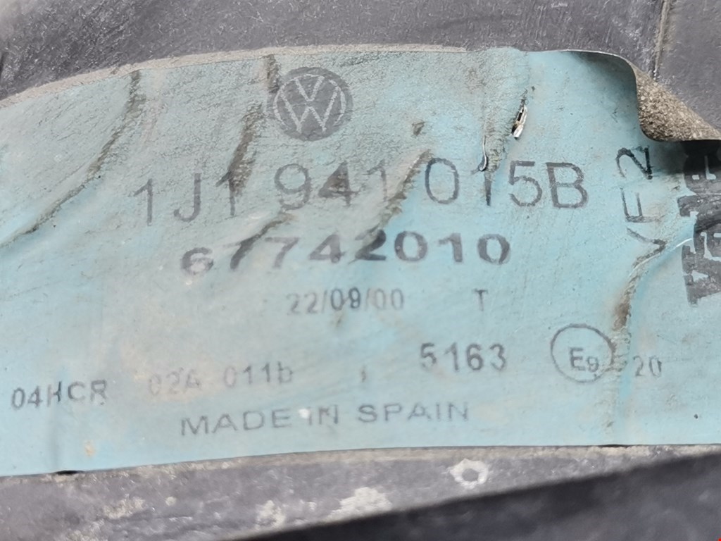 Фара левая VOLKSWAGEN Golf IV 1997-2003