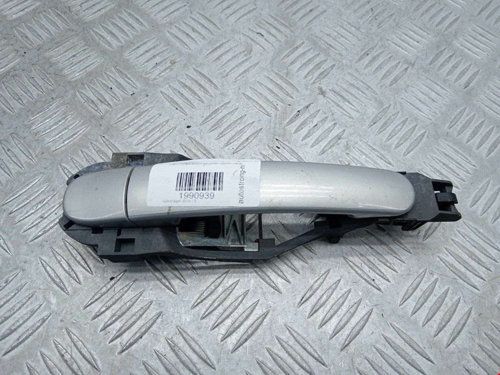 Ручка двери задней наружная левая VOLKSWAGEN Bora 1998-2005