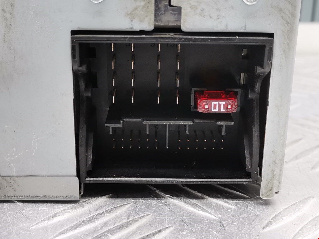 Магнитола VOLKSWAGEN Passat B5 1997-2005