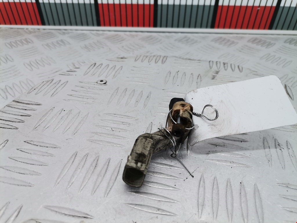 Датчик положения коленвала VOLKSWAGEN Passat B7 2011-2015