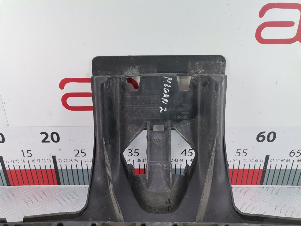 Кронштейн переднего бампера центральный RENAULT Megane II 2002-2009