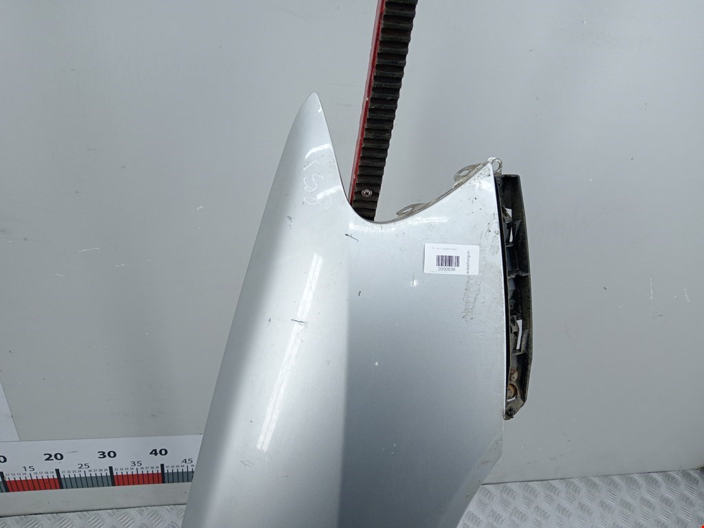 Крыло переднее правое MITSUBISHI Space Star 1999-2006