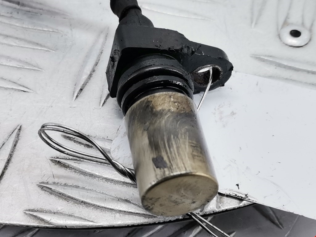 Датчик положения коленвала TOYOTA Avensis 2003-2008