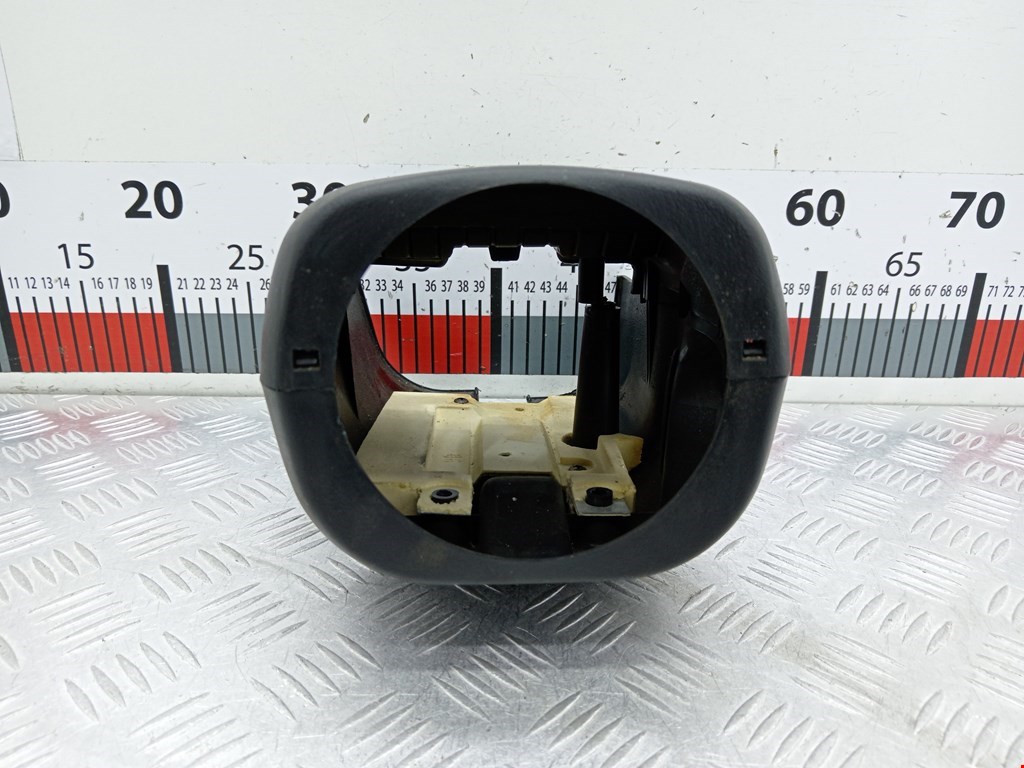 Кожух рулевой колонки MITSUBISHI Space Star 1999-2006