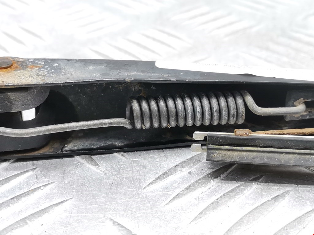 Поводок дворника задний (заднего) AUDI A6 C5 1997-2004