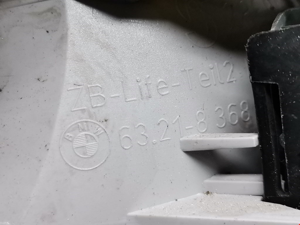 Фонарь задний внутренний правый BMW 3er E46 1998-2006