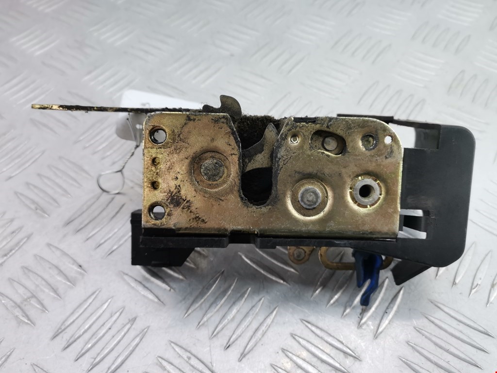 Замок двери передней правой RENAULT Midlum 1999-2013