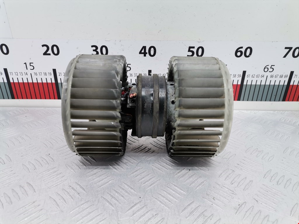 Моторчик (мотор) отопителя салона AUDI A8 D3 2003-2010