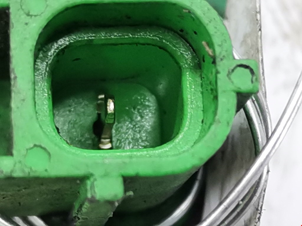 Датчик давления масла FORD Mondeo III 2000-2007