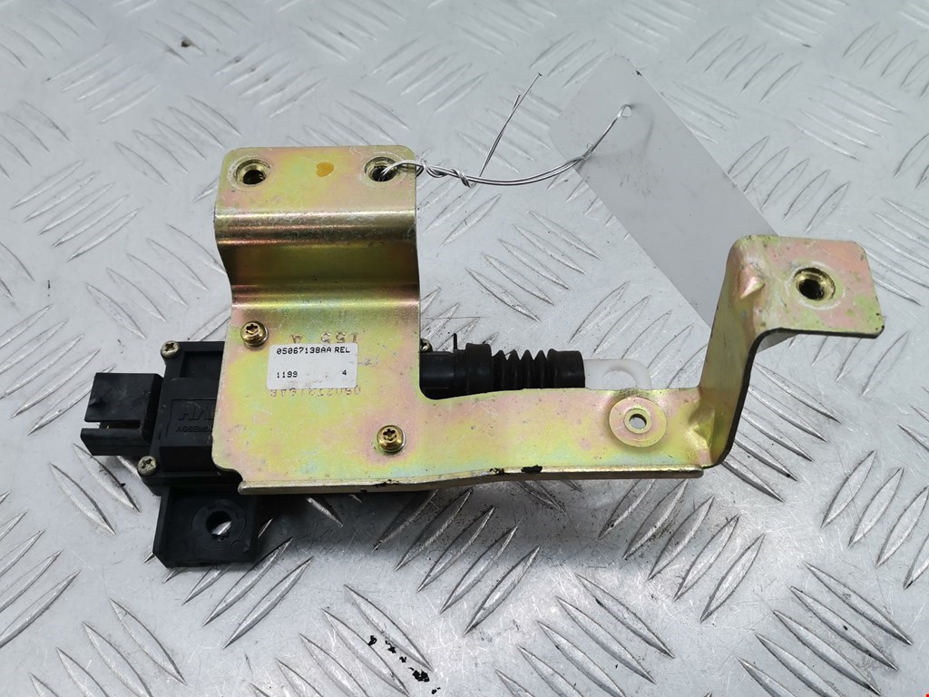 Активатор замка двери CHRYSLER PT Cruser 2000-2010