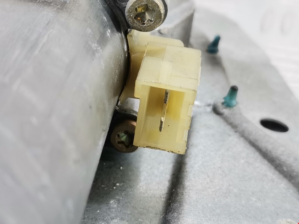 Стеклоподъемник задний левый VOLVO 850 R 1991-1997