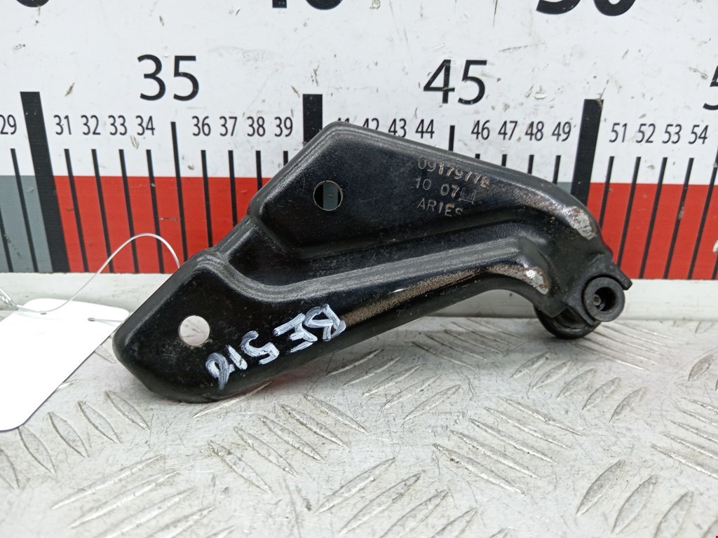 Ролик двери сдвижной (левый/правый средний верхний/нижний) OPEL Combo C 2001-2011