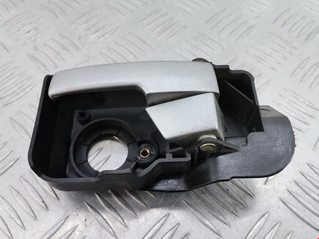 Ручка дверная задняя внутренняя левая FORD Mondeo III 2000-2007