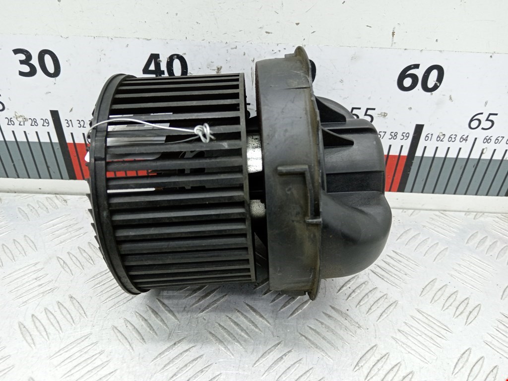 Моторчик (мотор) отопителя салона TOYOTA Aygo AB10 2005-2014